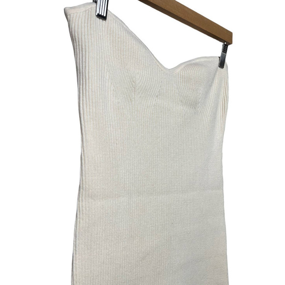 Princess Polly Hellie Mini Dress Cream / S-10 - Picture 3 of 16